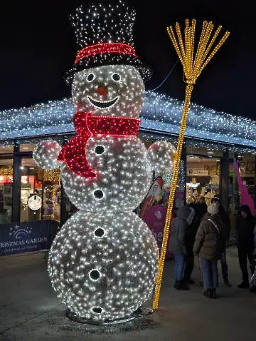 Christmas Garden-168